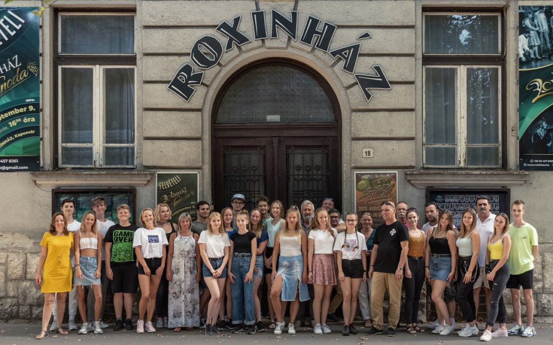 ROXÍNHÁZ – 20 évesek vagyunk